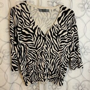 Women's Josephine Chaus Silk Blend Animal Print Button Up Cardigan Size Medium